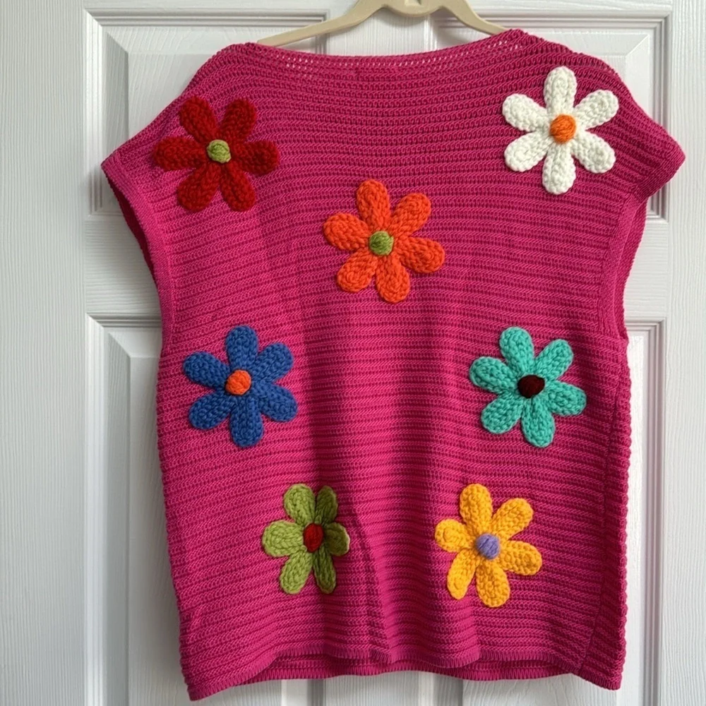 BiBi Fuchsia Dolman Oversized Ribbed Short Sleeve Embroidered Floral Sweater M